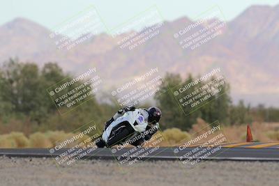 media/Sep-24-2022-CVMA (Sat) [[a45f954247]]/Race 13 Supersport Open/